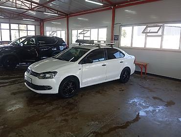 mitsubishi evo 8: Volkswagen Polo: 2012 г., 1.6 л, Механика, Газ, Седан — 3