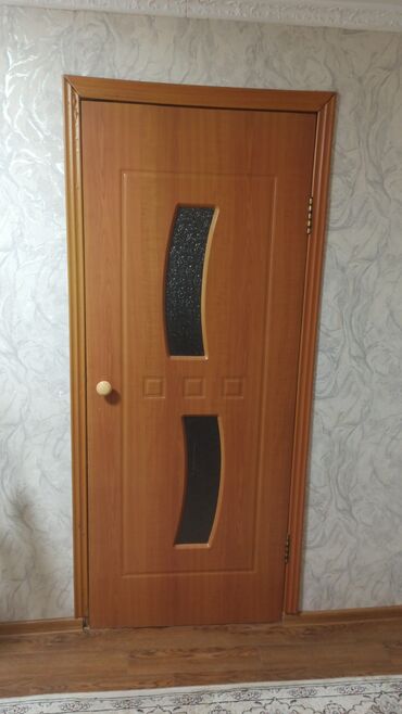 номер для дома: Межкомнатная дверь со стеклом, МДФ, 2 * x 80 см, Б/у