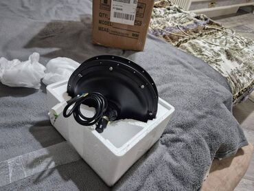 Velosiped ehtiyyat hissələri: 5 eded ANL bolt sığorta 150A. 1 eded 75100 VESC 1 eded DC-DC step-down — 23