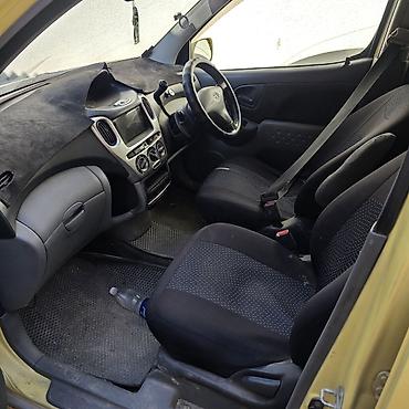 форанер 2010: Toyota Funcargo: 2002 г., 1.3 л, Автомат, Бензин, Фургон — 1