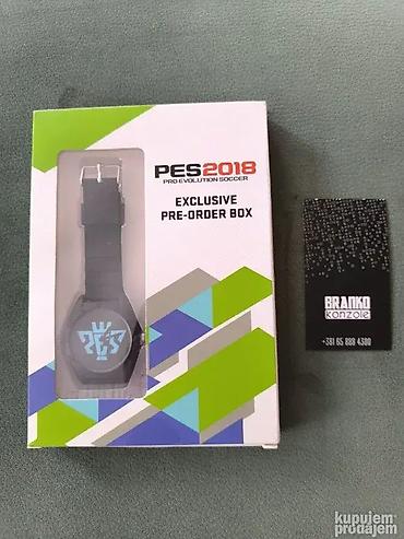 ps top: Specijalni poklon sat koji se dobijao pri Pre-orderu PES18 igre. Novo — 1