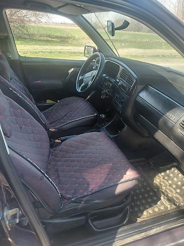 кольф 3: Volkswagen Golf: 1995 г., 2 л, Механика, Бензин, Хэтчбэк — 7