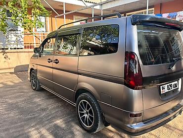 9: Nissan Serena: 2000 г., 1.9 л, Газ, Минивэн — 6