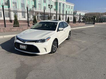 белая toyota в Кыргызстан | Автозапчасти: Toyota Avalon: 2.5 л | 2017 г. | Седан