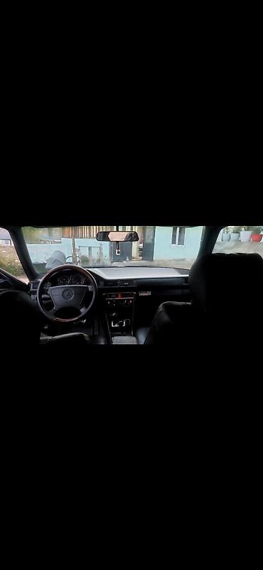 битые машина: Mercedes-Benz W124: 1994 г., 3 л, Автомат, Дизель, Седан — 4