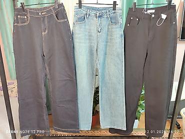 Джинсы: Женские джинсы из плотного денима, несколько вариантов кроя и — 15