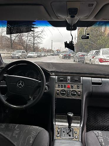 Mercedes-Benz: Mercedes-Benz E-Class: 1997 г., 2.6 л, Бензин at lalafo.kg — 11 Mercedes-Benz: Mercedes-Benz E-Class: 1997 г., 2.6 л, Бензин — 11