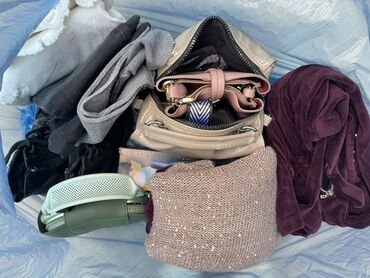 одежда на прокат: Отдам даром кому реально надо 
Все в рабочем состоянии