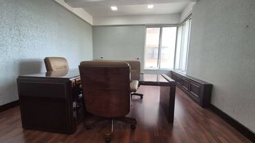 Kommersiya daşınmaz əmlakının satışı: Xətai metrosuna bir neçə addımlıq məsafədə, şəhərin prestijli biznes — 22