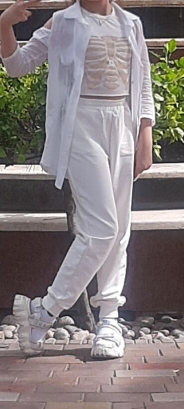 белые рубашки женские: Комплект, цвет - Белый, Б/у