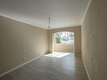 квартиры по суточно мкр: 1 комната, 45 м², 2 этаж, ПСО (под самоотделку)