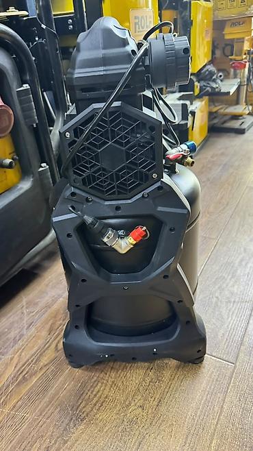 brushless: Бесщеточный воздушный компрессор Tiecheng TC-BL AC880-15L - Тип — 7