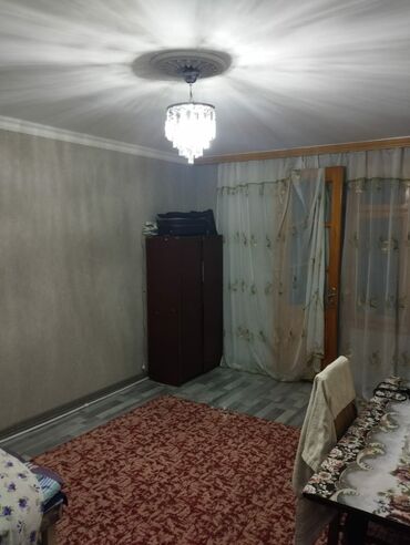 сдача квартир почасово: Kirayə Nefçillər Metrosu 5/2 mərtəbəsi 1 otaqlı opşijiteldi Aileye
