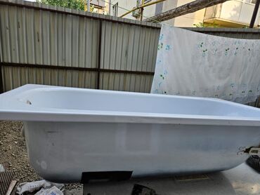 басейин балшой: Ванна Сүйрү, Материалы: Болот, Өлчөмү: 150 x 70 см