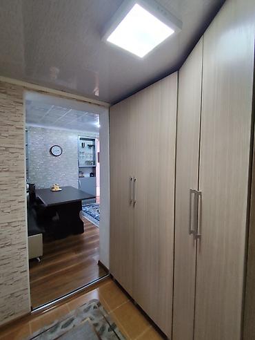возле дороги: 2 комнаты, 41 м², 1 этаж — 3