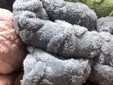 Комплекты постельного белья: Плед пледы, покрывала, плед барашек, двух спалки полуторки, плед — 4