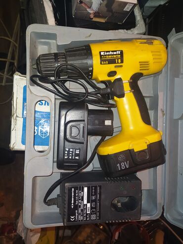 dewalt srafilica 68v: Srafilica,punjac,2 baterije,kofercic,korektno stanje