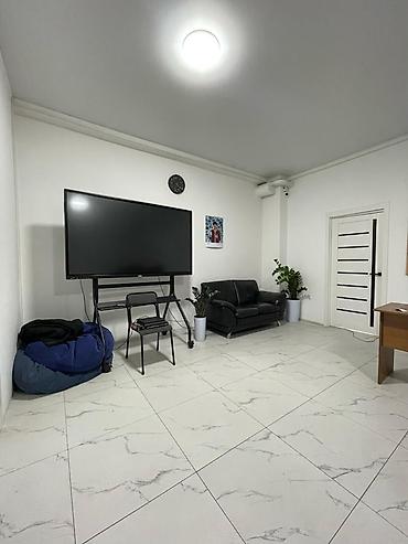 комм: Кеңселерди сатуу 124 м², 1 кабат — 3