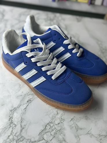 подошел: Кроссовки, 39, Adidas Originals, Новый, цвет - Синий, Самовывоз — 1