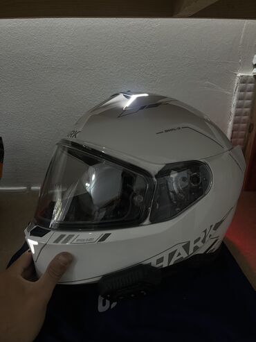 mt 09 qiymeti: Shark Skwal i3 Motosikl Dəbilqəsi satılır 300azn. Cəmi 3 aydır ki
