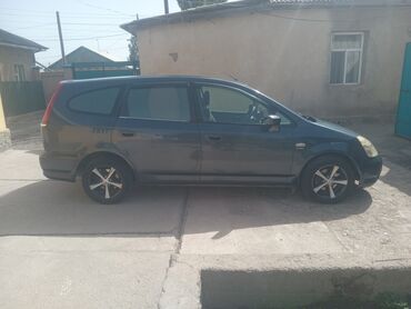 Honda: Honda Stream: 2003 г., 1.7 л, Механика, Бензин, Минивэн