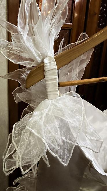 Свадебные платья: Продаю шикарное белое свадебное платье В хорошем состоянии — 8