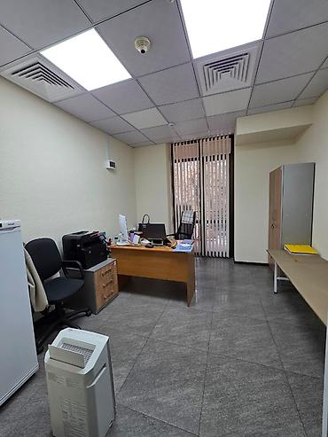 Аренда помещений свободного назначения: Сдается 2 этажное коммерческое помещение 540 кв м Адрес - — 18