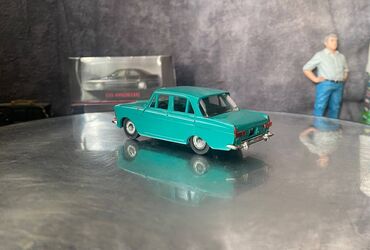 Avtomobil modelləri: Коллекционная модель Moskvich - 412 green 1969 Made In USSR Scale — 10