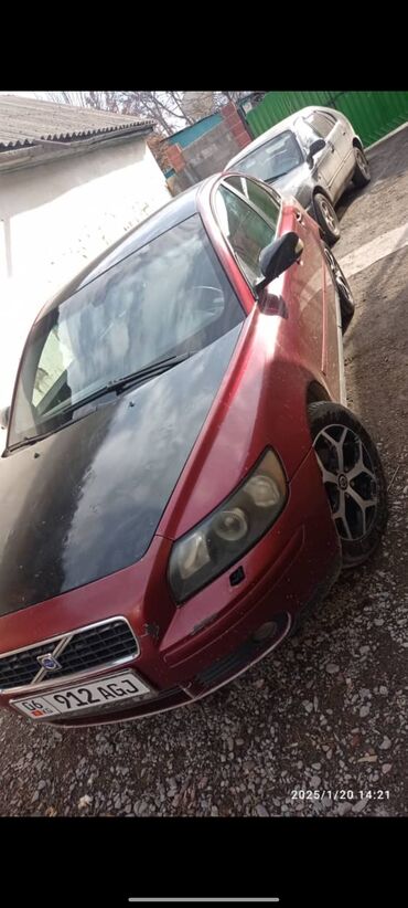 Volvo: Volvo S40: 2004 г., 1.8 л, Механика, Бензин, Седан