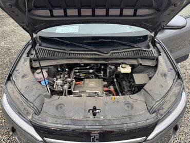 BYD: BYD : 2025 г., Робот, Электромобиль, Кроссовер — 13