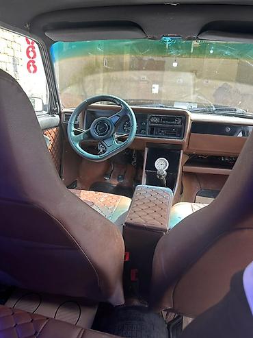 VAZ (LADA): Model: Lada Riva (VAZ 2107 seriyası) Kuzov: sedan, ağ rəng Ön və arxa — 8