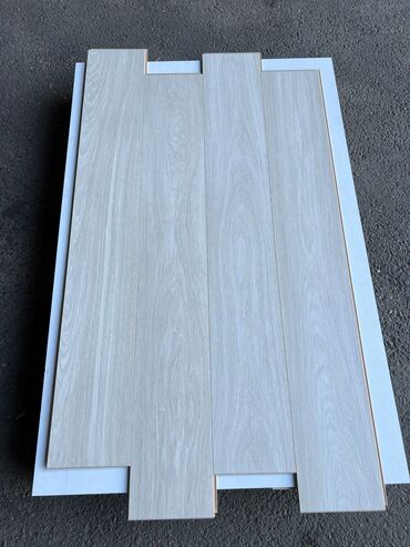 8 lik dikt: Laminat, Sinif - 33, 8 mm, Pulsuz çatdırılma, Ödənişli quraşdırma, Zəmanətli, Kredit yoxdur