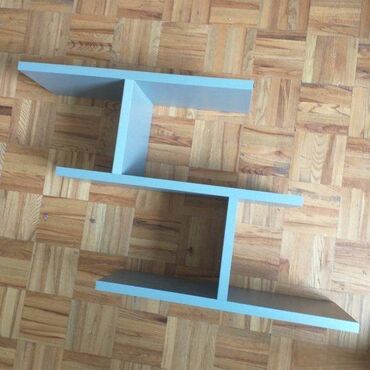 Police: Polica 10 Materijal: Polica se izrađuje od univera debljine 18 mm u — 6