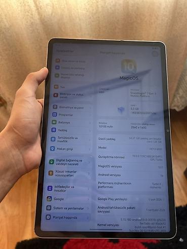 plestesn 5: Honor pad x1O– model MagicOS 10 Texniki özelliklər: - Prosessor — 1