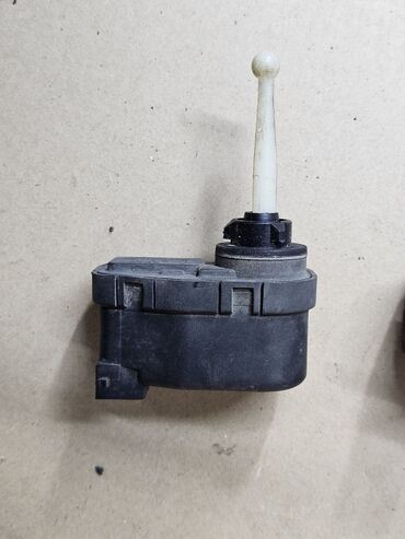 Другие детали системы освещения: Корректор фар BMW E36. ОРИГИНАЛ б/у, из Германии, привозной. Мотор — 2