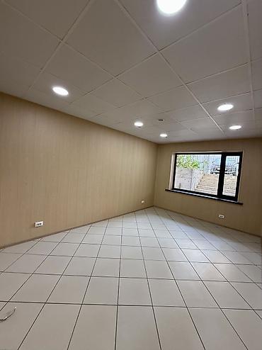 Кыймылсыз мүлк: Кеңселерди сатуу 41 м², Ремонту бар, Көп кабаттуу имарат, Жертөлө кабаты кабат — 5