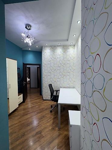 samaxida kirayə villa: İcarəyə verilir 3 otaqlı köhnə tikili 110 m², 28 May m. 1 300 AZN/ay — 6