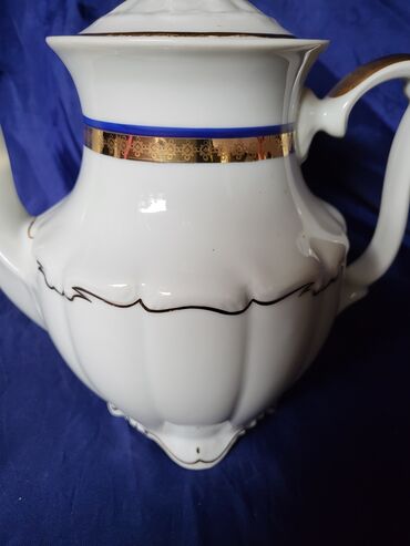 Čajnici: Bokal nov Walbrych Maria Theresa Poljska iz 60-ih. Bokal je — 4