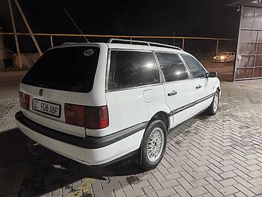 Volkswagen: Volkswagen Passat Variant: 1993 г., Механика, Универсал — 6