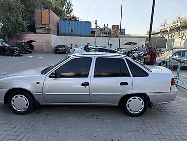 2107 балон: Daewoo Nexia: 2010 г., 1.6 л — 3