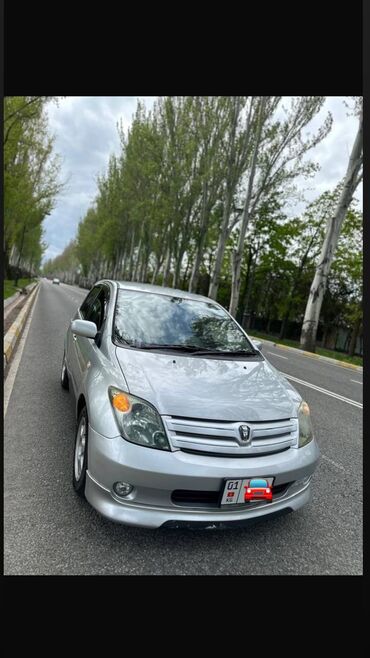 Toyota: Toyota ist: 2003 г., 1.3 л, Автомат, Бензин, Хэтчбэк