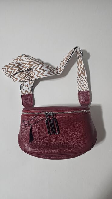 Классические сумки: Натуральная кожа!

Сумки из натуральной кожи! — 1