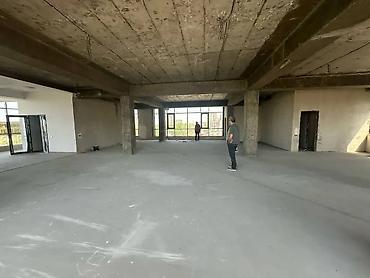 Коммерциялык мүлк: Кеңселерди сатуу 248 м², Ремонтсуз, Бизнес борбор, 5 кабат — 3