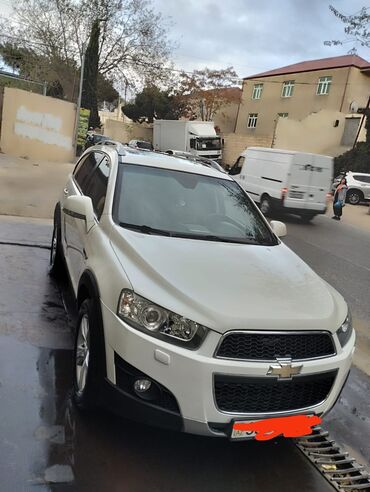 Chevrolet Captiva: 2.4 l | 2011 il 212909 km Ofrouder/SUV