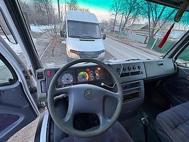 Mercedes-Benz: Mercedes-Benz Vario: 2004 г., 4.3 л, Механика, Дизель — 12