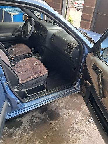 byd t5: Volkswagen Passat: 1992 г., 2 л, Механика, Бензин, Универсал — 8