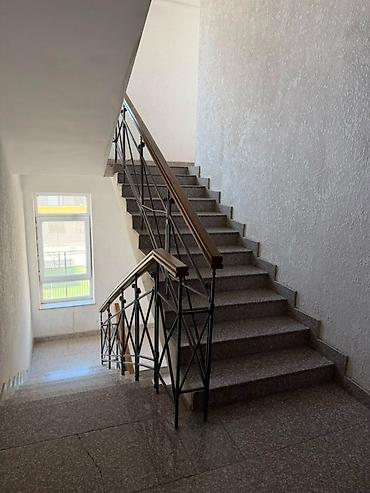 квартира 12мкр: 1 комната, 42 м², 12 мкр Элитка, 3 этаж — 2