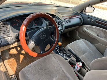 нонда: Honda Accord: 1999 г., 1.8 л, Типтроник, Бензин, Седан