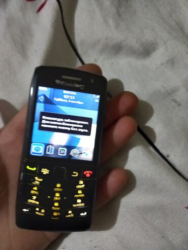 gps навигатор: Blackberry Pearl 3G 9105, цвет - Черный, Кнопочный