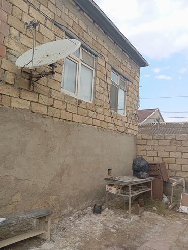 ağdaş ev: 1 otaqlı, 90 kv. m, Kredit yoxdur, Orta təmir